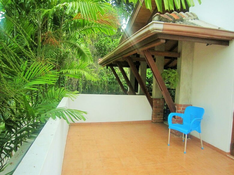 Hostal Ceylon Hostel - Colombo Int Airport