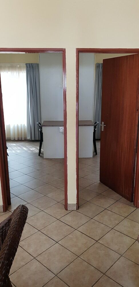 Hotel Hartbeespoort Holiday Resort