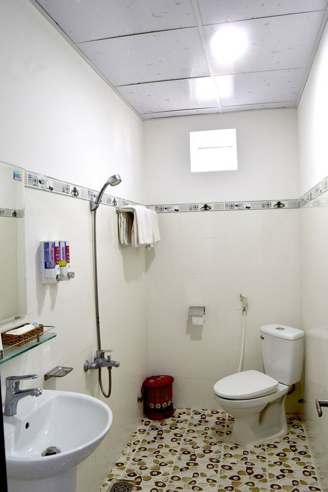 Hotel Khach San Huong Giang