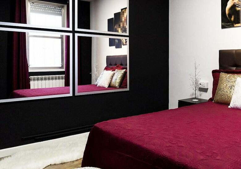 Hostal Estrella Suites