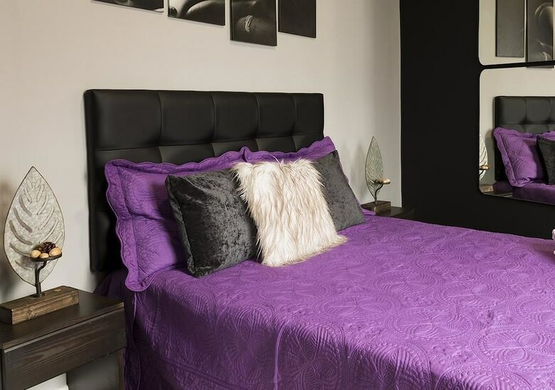 Hostal Estrella Suites
