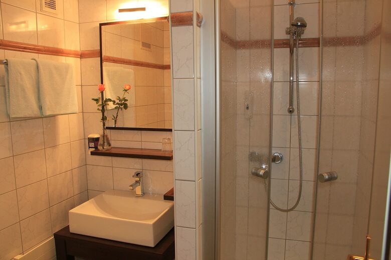 Pension Hotel Apartment Auwirt