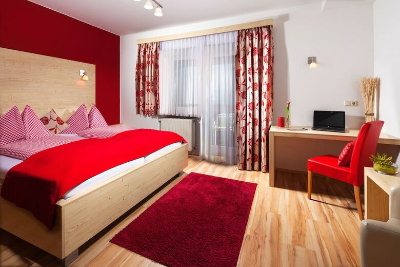 Pension Hotel Apartment Auwirt