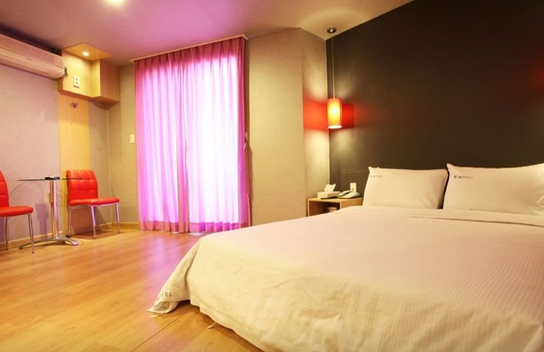Hotel We Motel