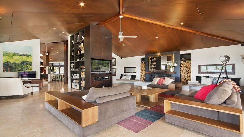 Eqeleni Byron Hinterland Retreat