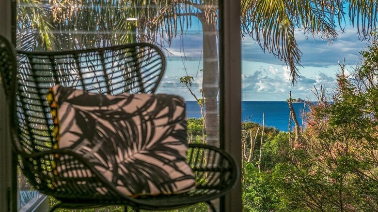 Kiah 11 Beach House Ocean Views