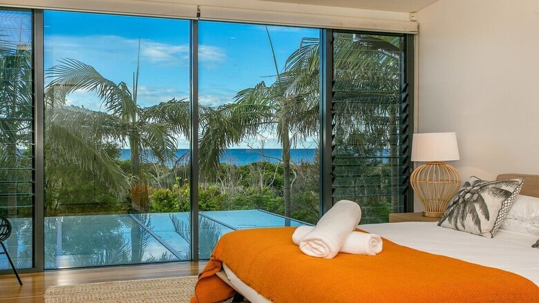 Kiah 11 Beach House Ocean Views