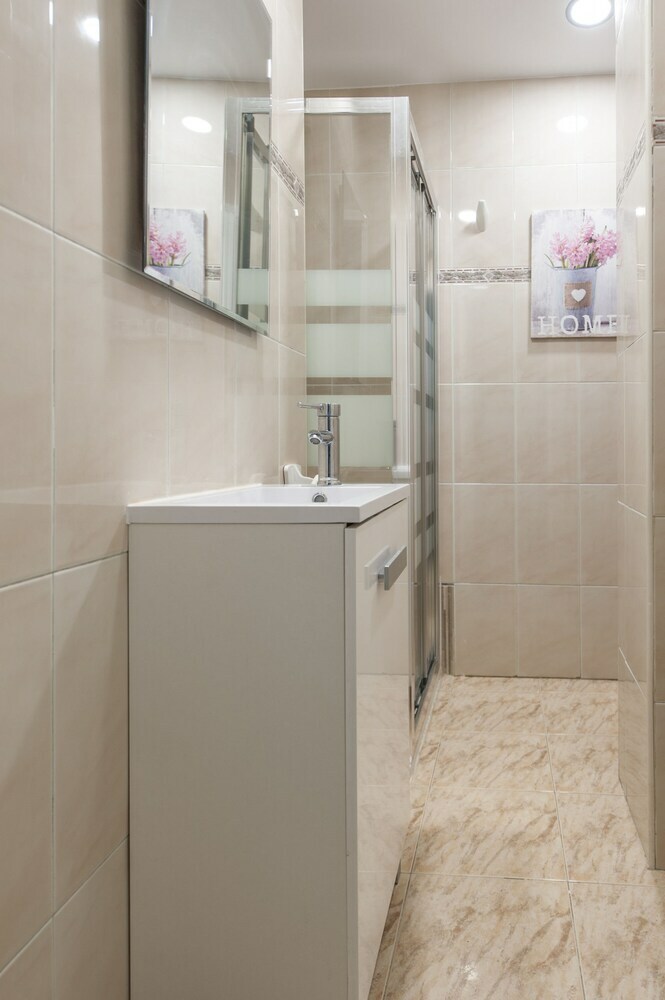 Apartamento Reina Sof�a IV