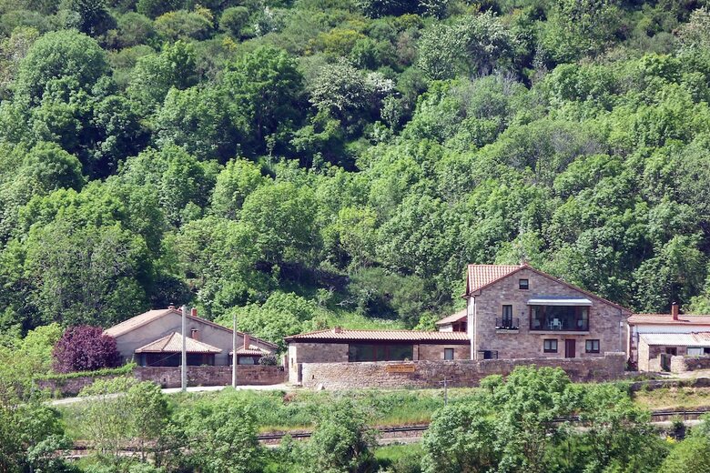 Apartamentos El Balc�n de La Lomba