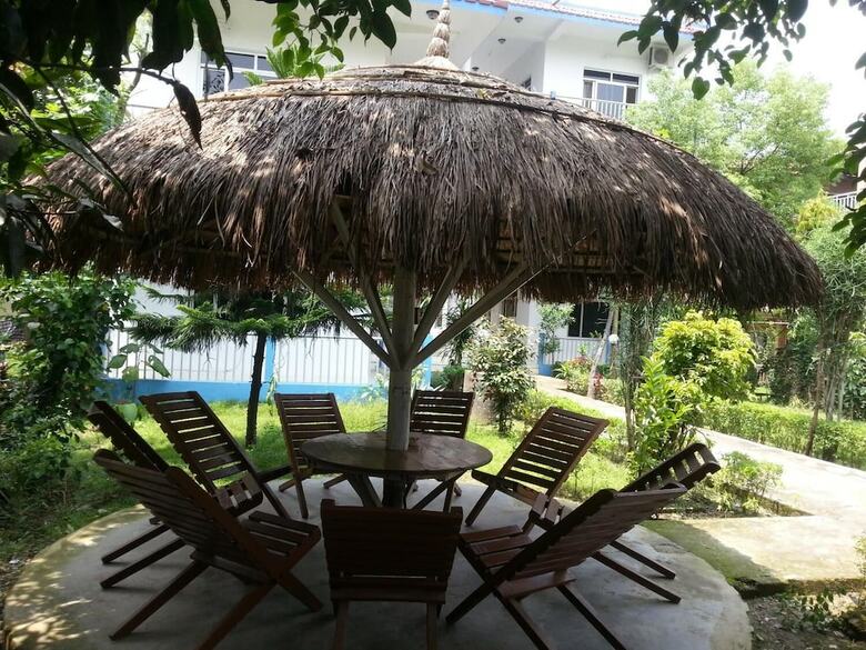 Hotel Shiva's Dream