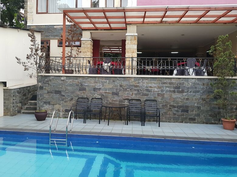 Hotel Scarlet Bukit Pakar