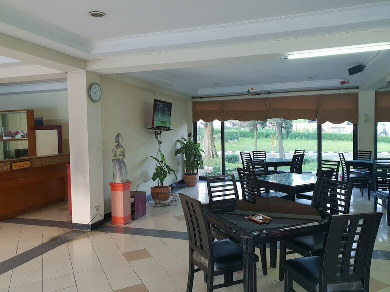 Bed & Breakfast Cisarua Indah Cottage