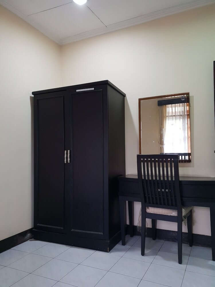 Bed & Breakfast Cisarua Indah Cottage