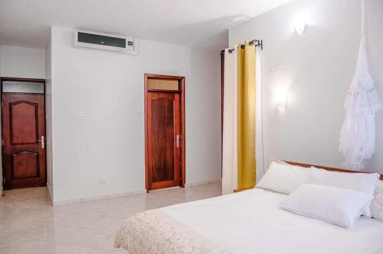 Aparthotel Pearl Cottages Kiwatule