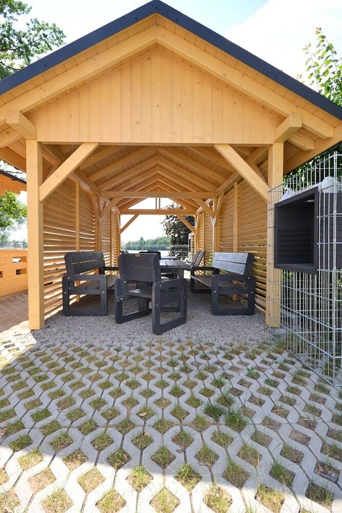 Hotel Villa-antonina.com