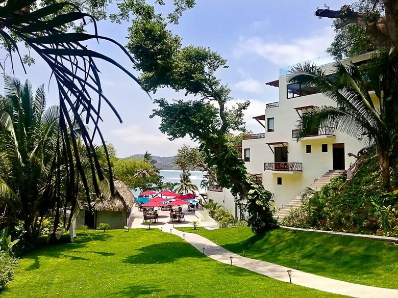 Ysuri Sayulita - Beachfront Hotel