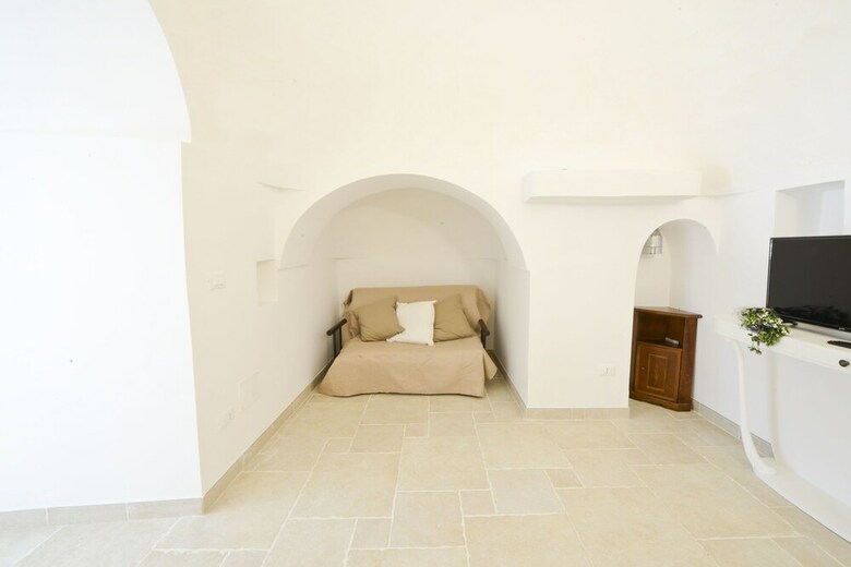 Villa, Trulli E Piscina Nel Cuore Della Valle D'itria