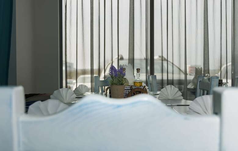 City Hotel