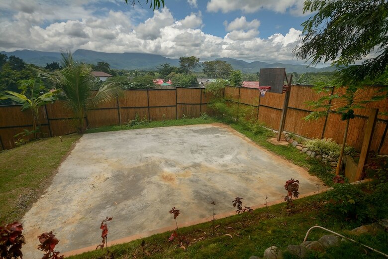 Hilltop Pool And Villa