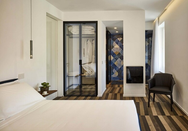 Kkult Boutique Relais