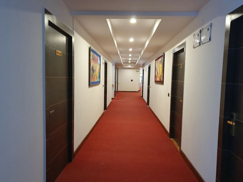 Hotel Span Inn & Suites