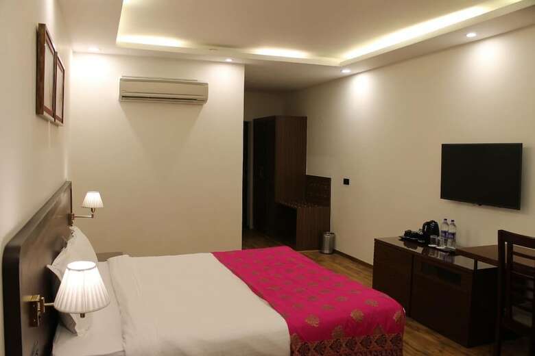 Hotel Span Inn & Suites
