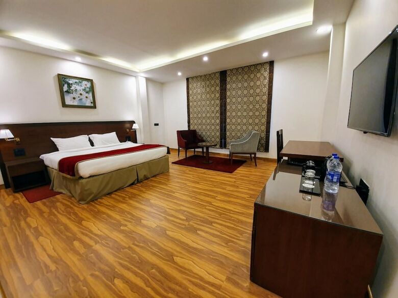 Hotel Span Inn & Suites