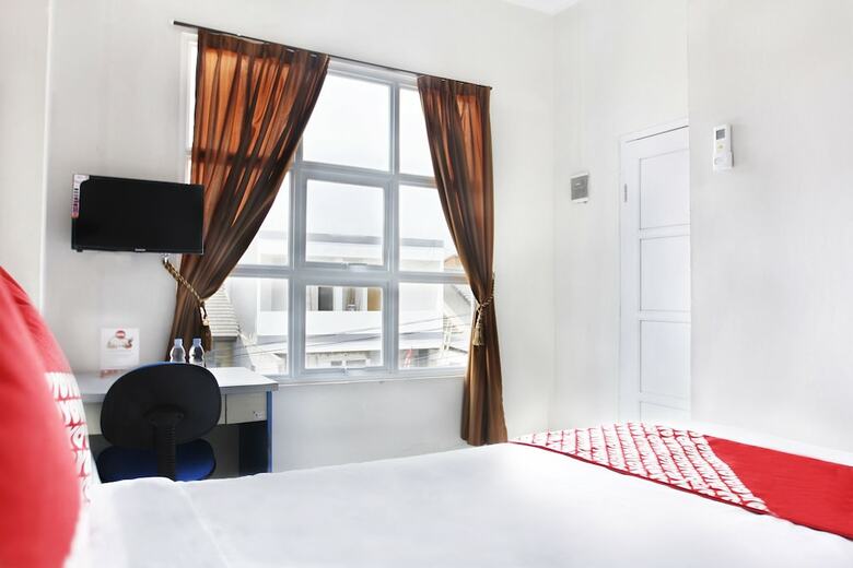 Hotel Oyo 120 Gp Residence