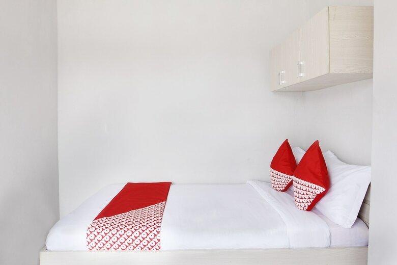 Hotel Oyo 120 Gp Residence
