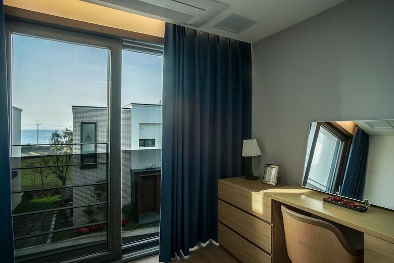 Pension Aewol Bada Town House