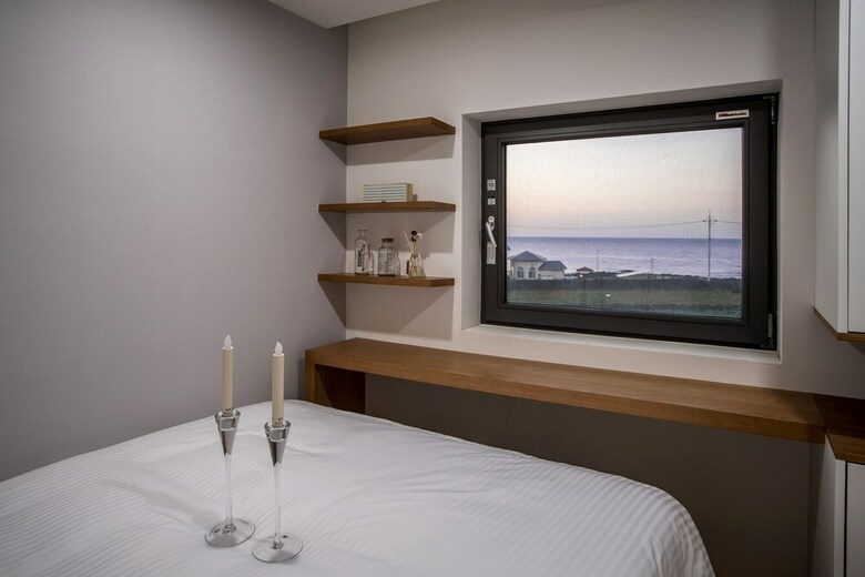 Pension Aewol Bada Town House