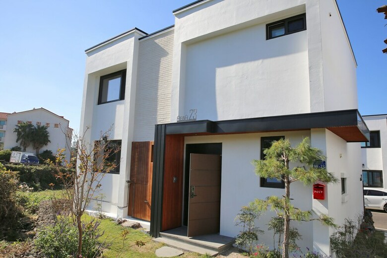 Pension Aewol Bada Town House