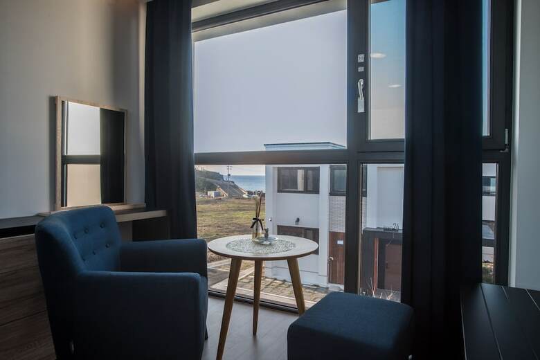 Pension Aewol Bada Town House