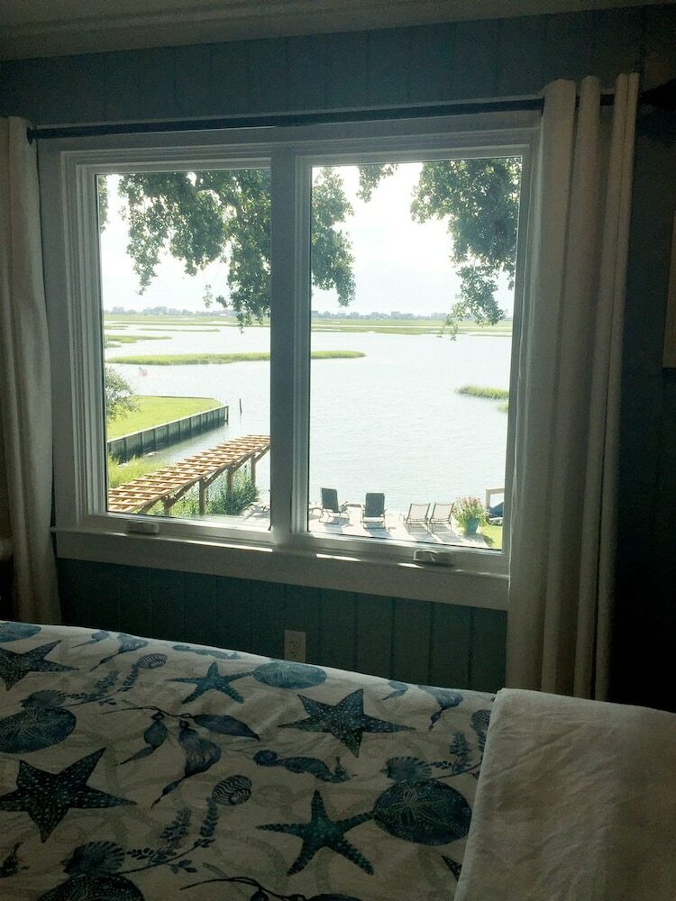 Bed & Breakfast Waterside Retreat