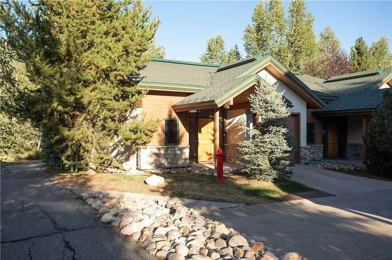 Evergreen Townhome #1