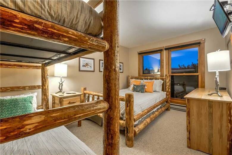 Lodge A 301