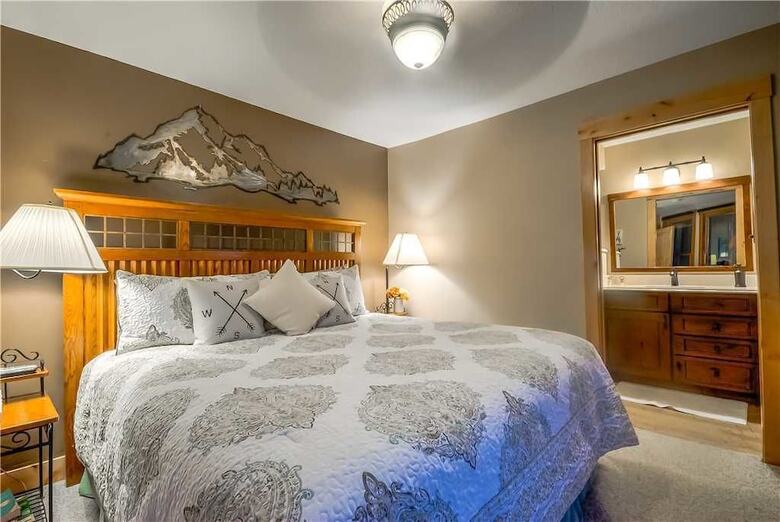 Lodge A 301