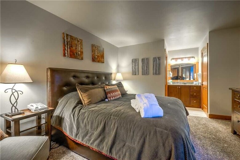 Lodge B 302