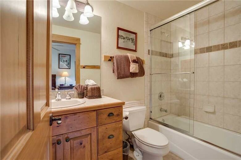 Mountain View At Eagleridge Town Homes