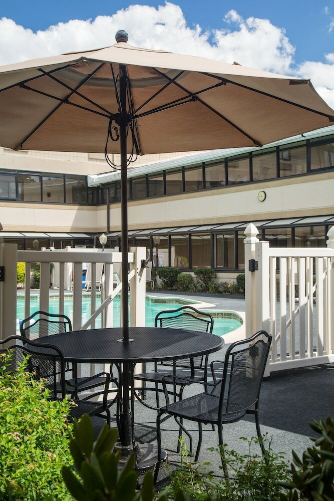 Hotel Ramada By Wyndham Boston