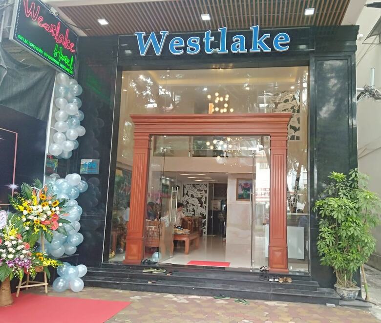 Westlake Tay Ho Hotel