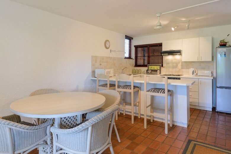 San Lameer Villa Rentals  2510