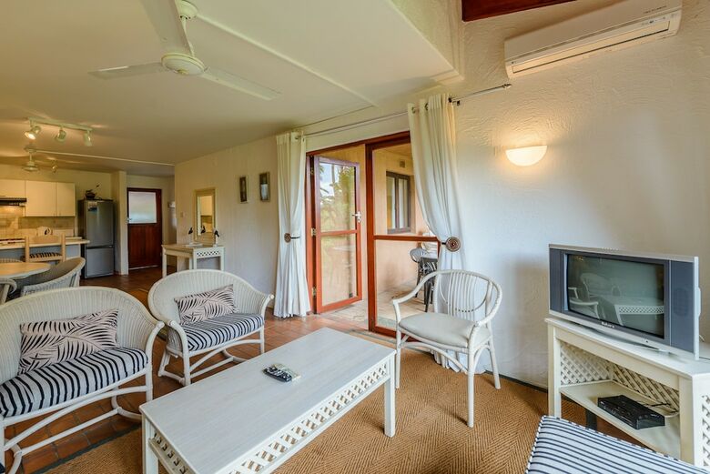 San Lameer Villa Rentals  2510