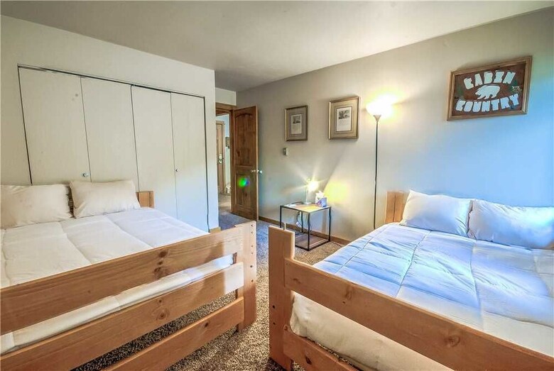 Ski Inn 234