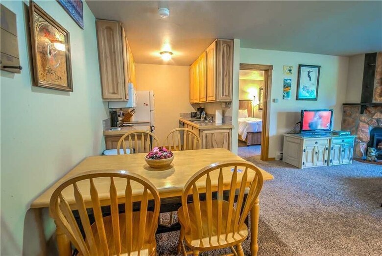 Ski Inn 234