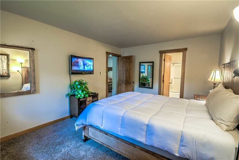 Ski Inn 234