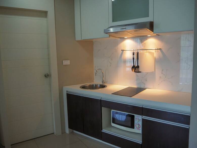 Apartamentos The Scene Phuket By Pim