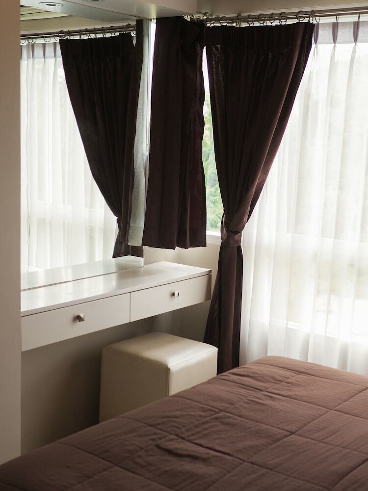 Apartamentos The Scene Phuket By Pim
