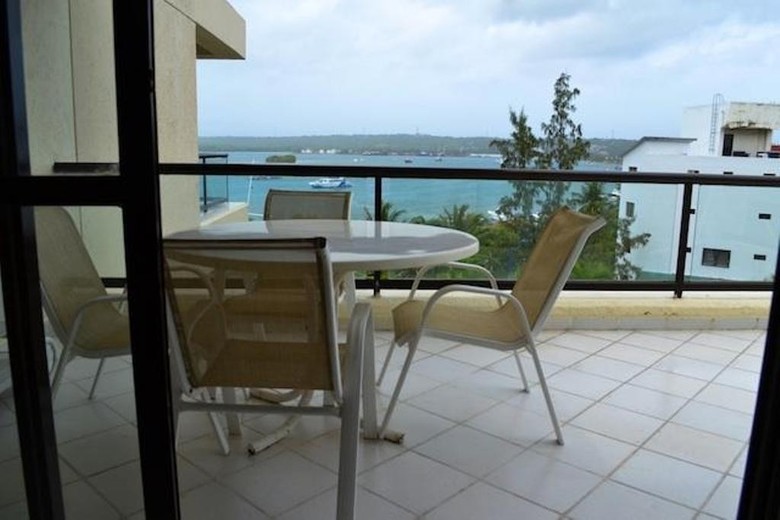 Apartamento Edificio Bay Point Apto 703