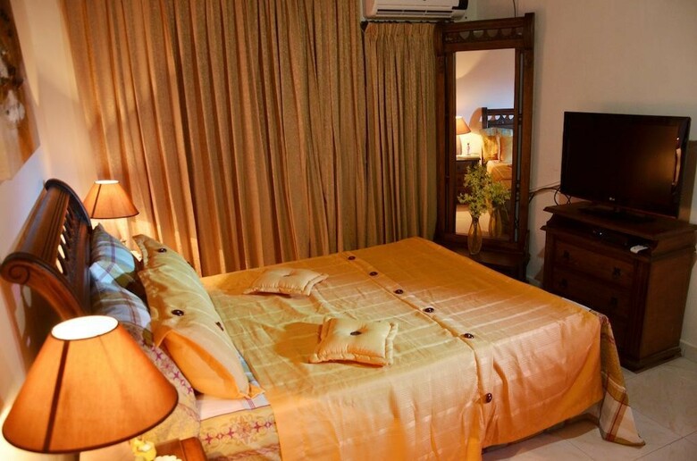 Hostal Zamy�s Place